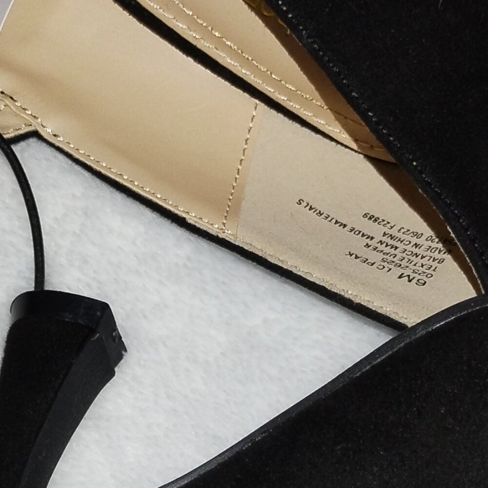 Women's LC Peak/Black Shoes Size 6M. NWT/NWOB. Retail $65.00. - Picture 7 of 7